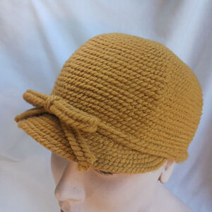 Vintage Everitt Original Mustard Yellow Cloche Hat